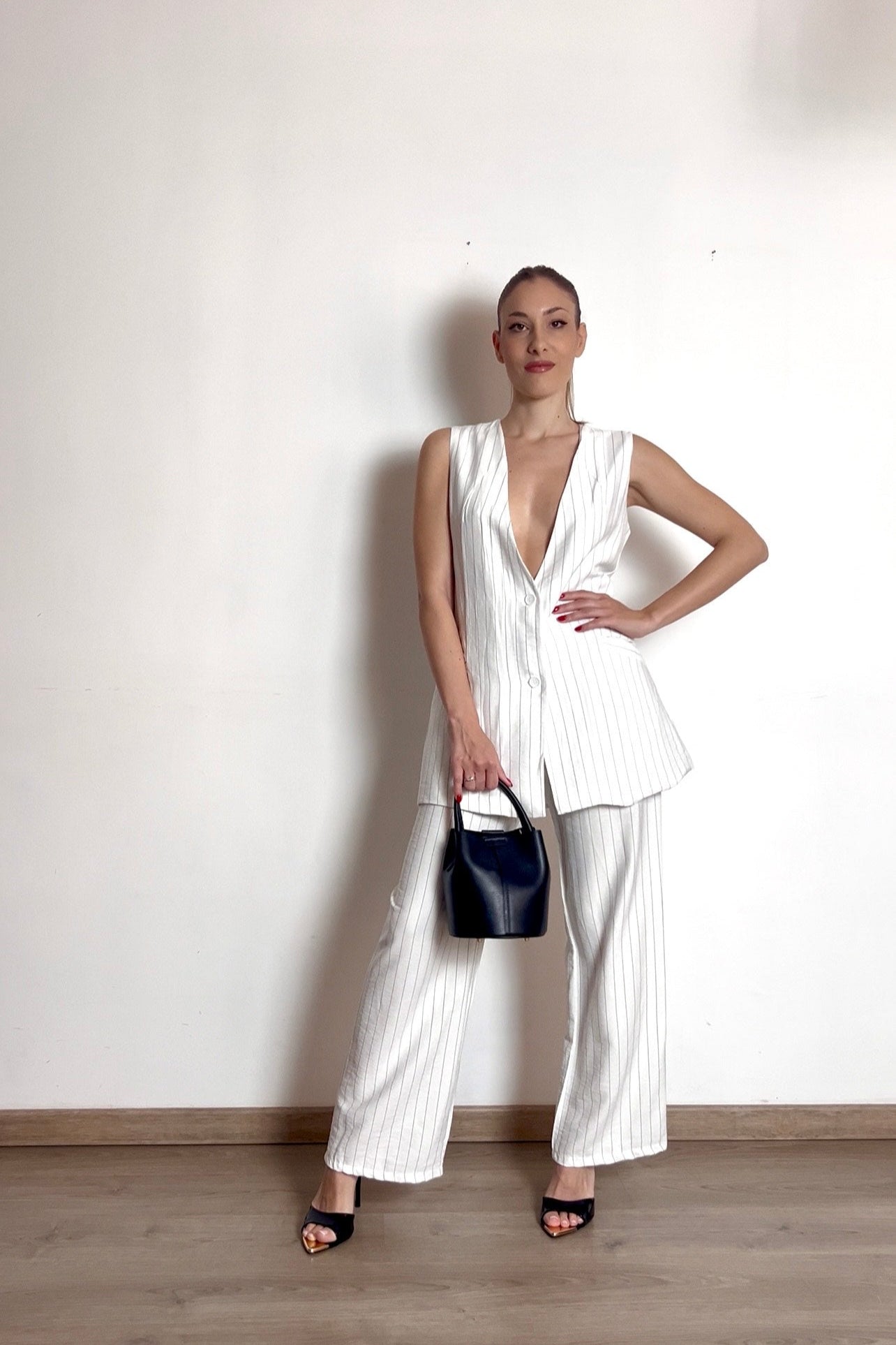completo gessato bianco gilet