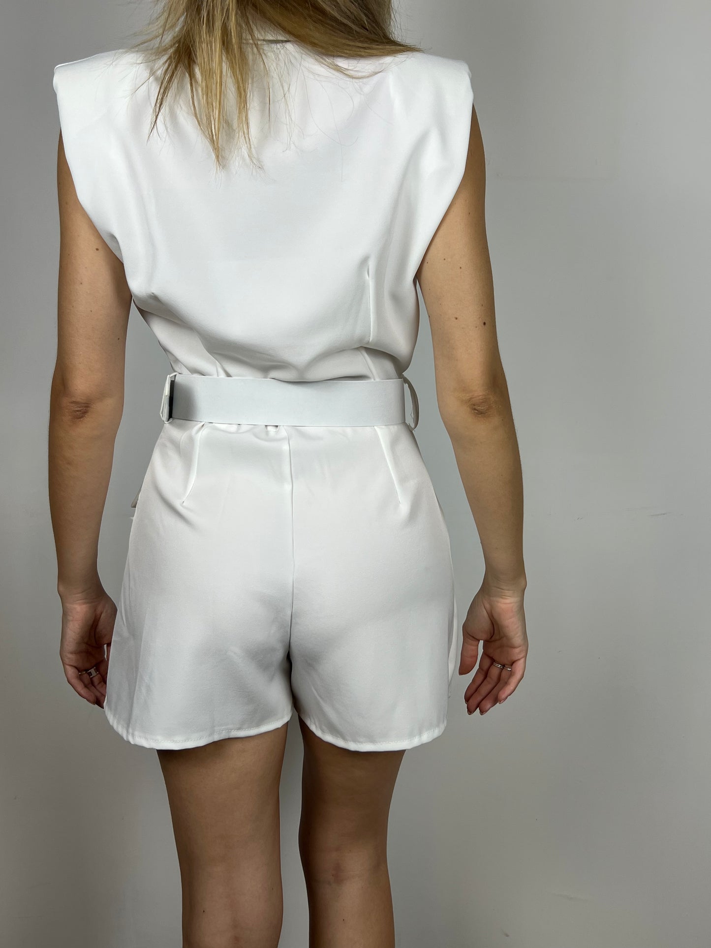 Tutina Elegance White